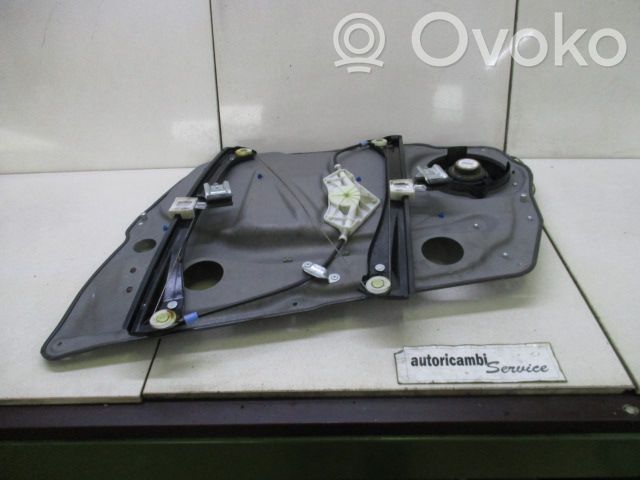 Mercedes-Benz A W169 Macara ușă față cu motor 