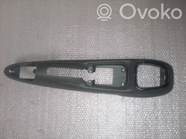 Fiat Punto (188) Tunel środkowy 