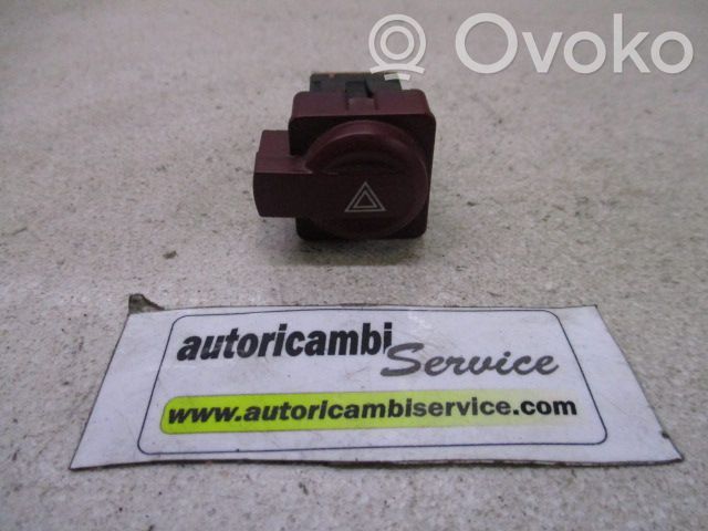 Botón interruptor de luz de peligro   96480877KR