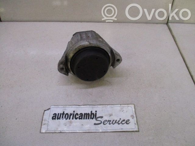 Support, suspension du moteur   13981112