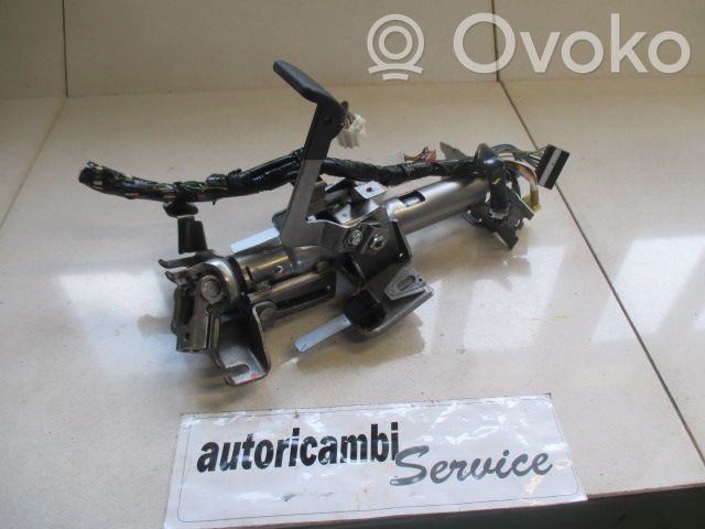 Ohjauspyörän akselisarja   4820079J60