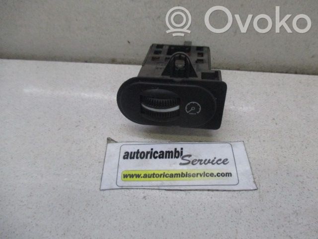 Ford Mondeo MK II Otros interruptores/perillas/selectores