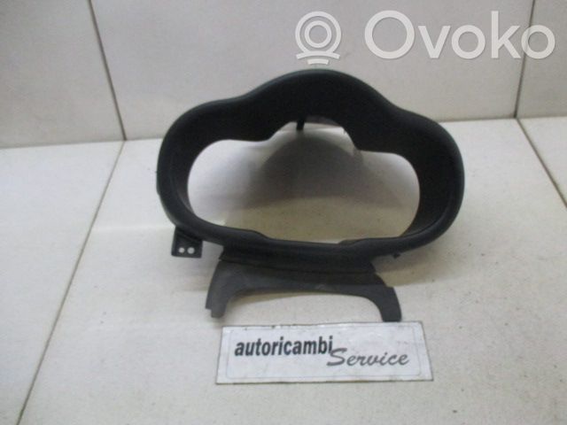 Hyundai i10 Moldura del panel 