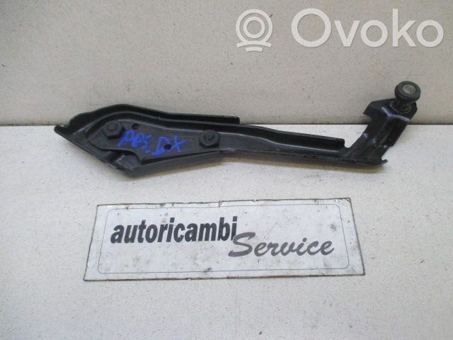 Fiat Qubo Zawias górny drzwi 