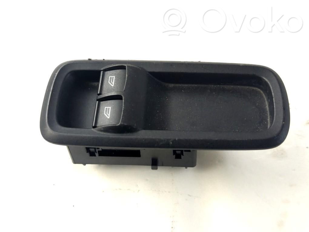 Interruptor del elevalunas eléctrico   8A6T14A132AC