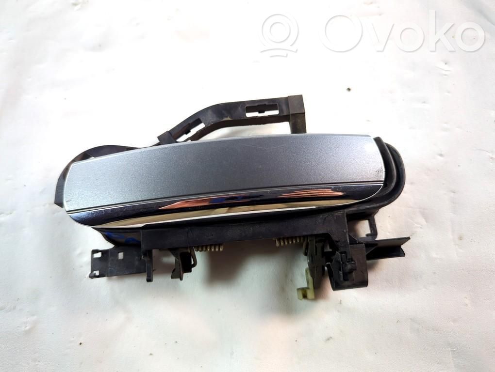 Manecilla externa puerta trasera   4F0837208B