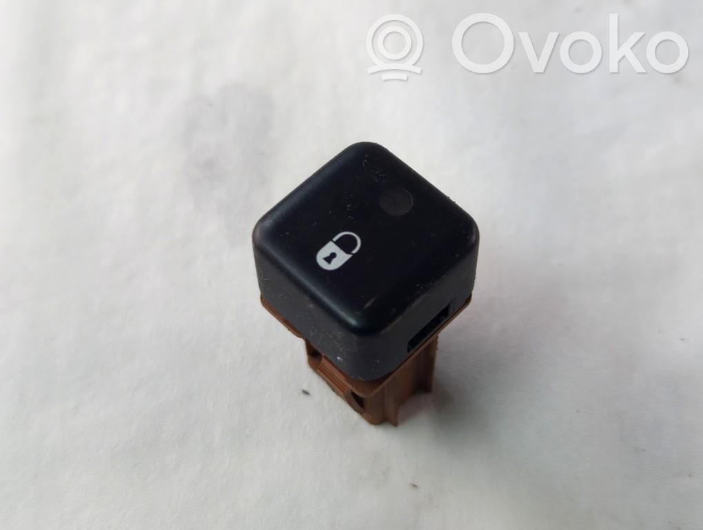 Peugeot 206+ Autres commutateurs / boutons / leviers