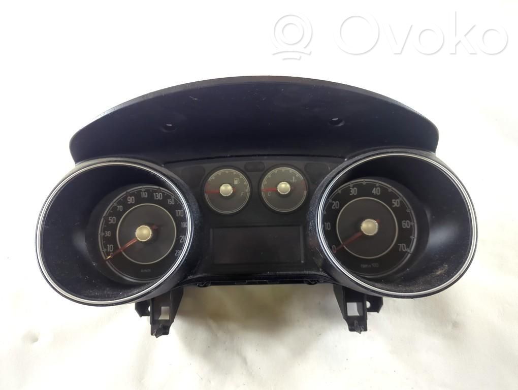 Fiat Punto Evo Vitezometru (grup de instrumente) 
