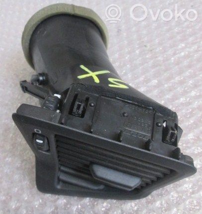 Volvo V70 Copertura griglia di ventilazione laterale cruscotto