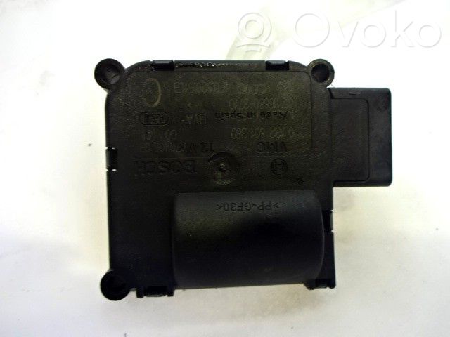 Audi A6 S6 C6 4F Silniczek nagrzewnicy 
