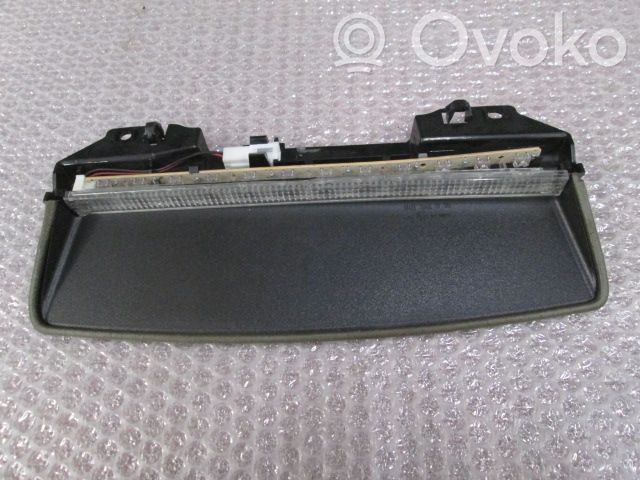 Kolmas/lisäjarruvalo   X4313A613BA