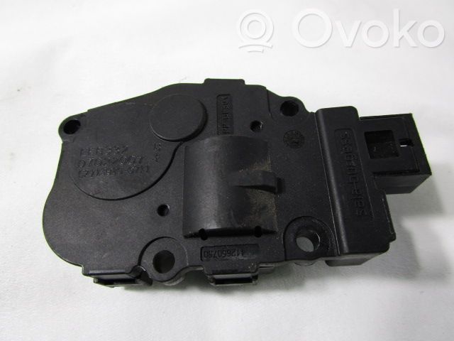 Motor/activador trampilla de calefacción   7022007