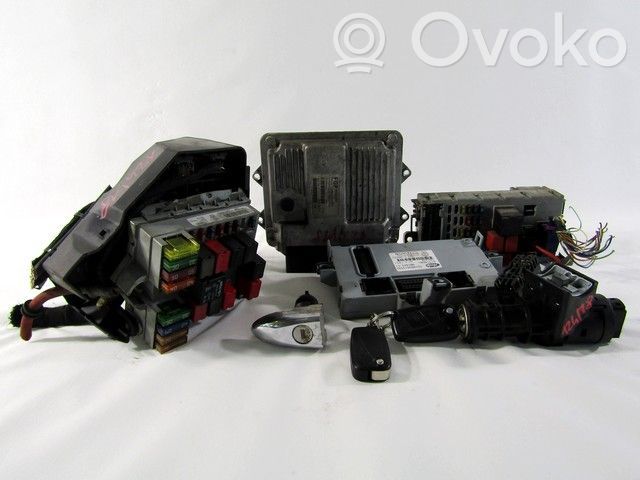Lancia Ypsilon Kit cu ECU motor și set închidere uși 
