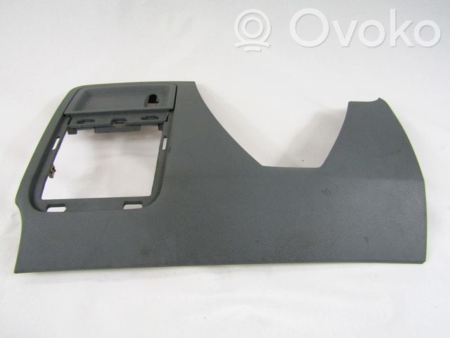 Renault Modus Kita panelės detalė 