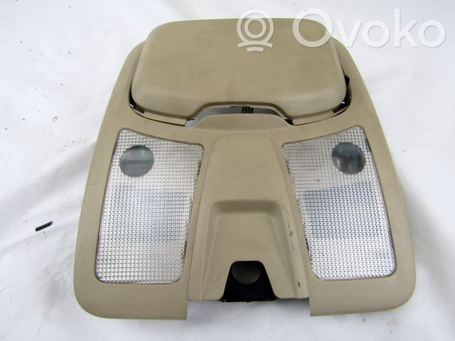 Etuistuimen valo   8685434