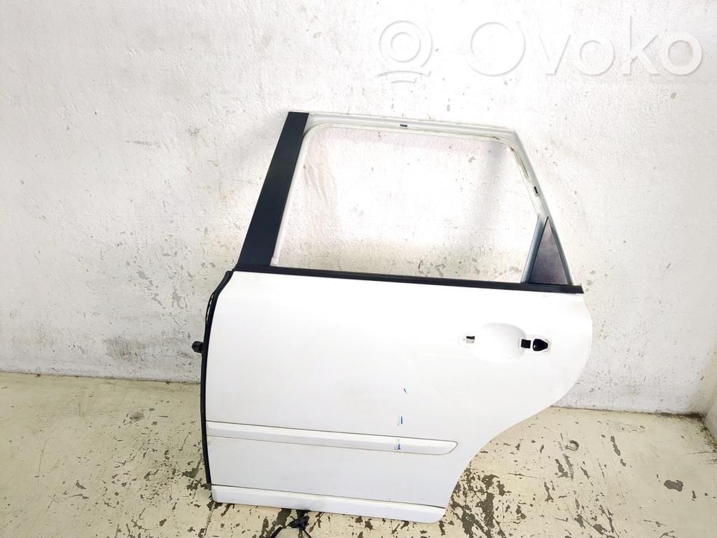 Volvo V50 Puerta trasera 