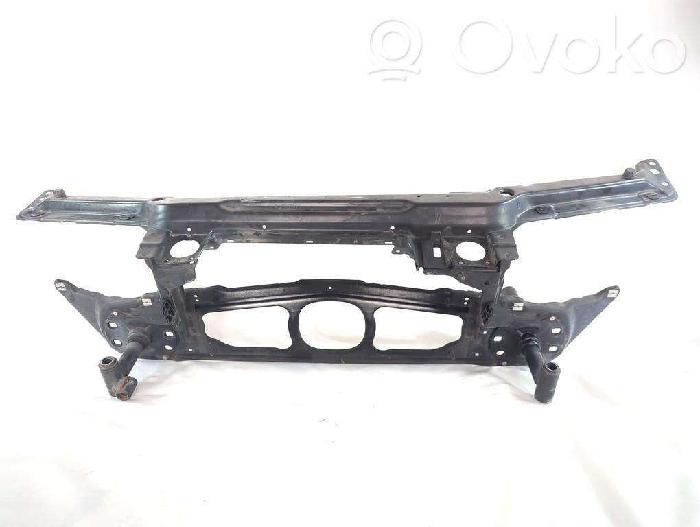 Panel mocowania chłodnicy / góra   51717111691
