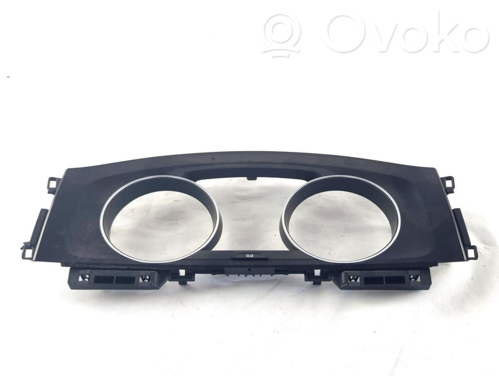 Volkswagen Golf VII Cornice cruscotto