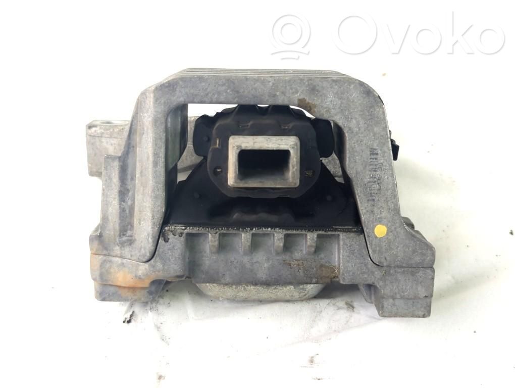 Engine mounting bracket   9681095580