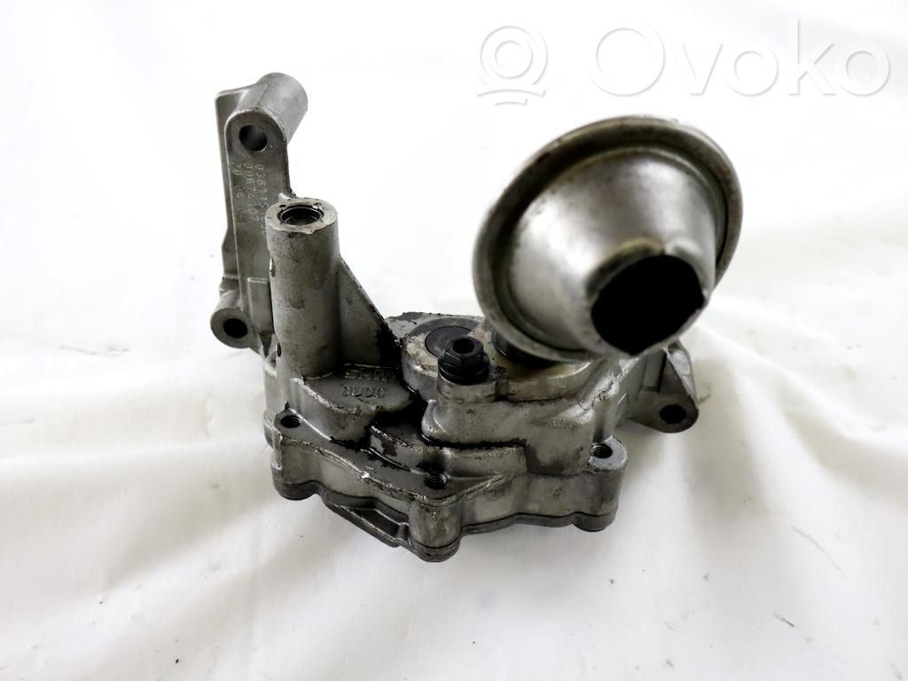 Ölpumpe   038115105D