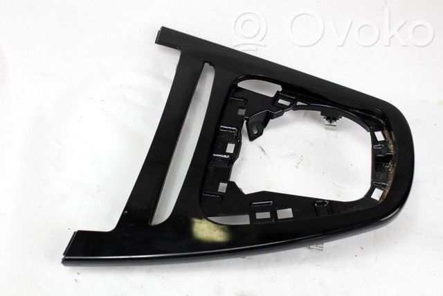 Dashboard trim   735486337