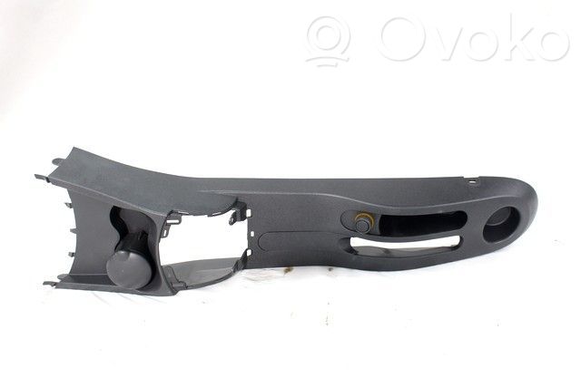Renault Clio III Center console 