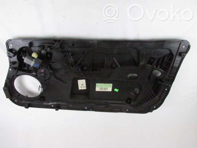 Ford Fiesta Macara ușă față cu motor 
