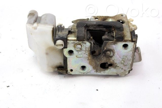 Fiat Punto (188) Serratura portiera anteriore 