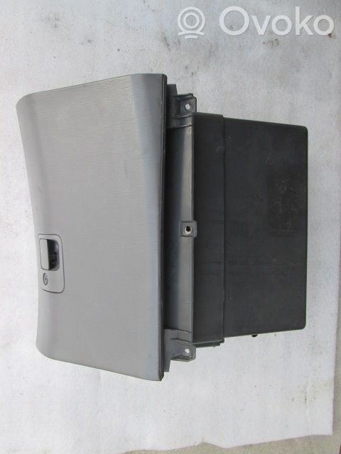Saab 9-5 Juego guantera 