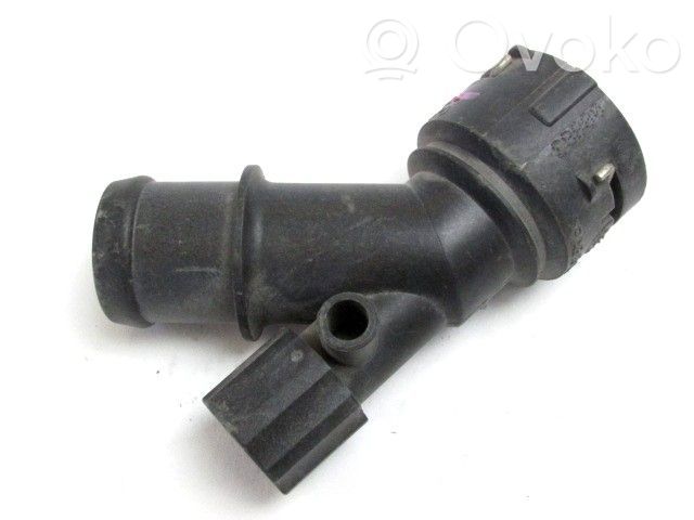 Renault Megane II Tuyau de liquide de refroidissement moteur
