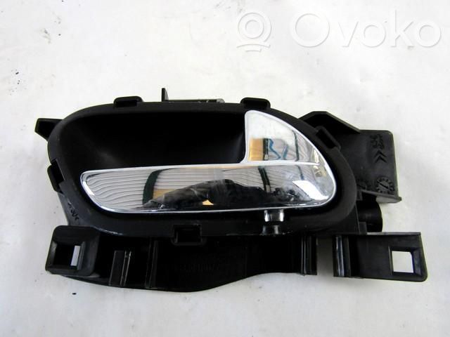 Manecilla interna puerta delantera   9683446577