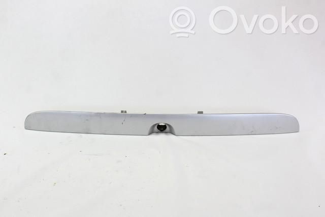 Opel Zafira A Barra de luz de la matrícula/placa de la puerta del maletero 