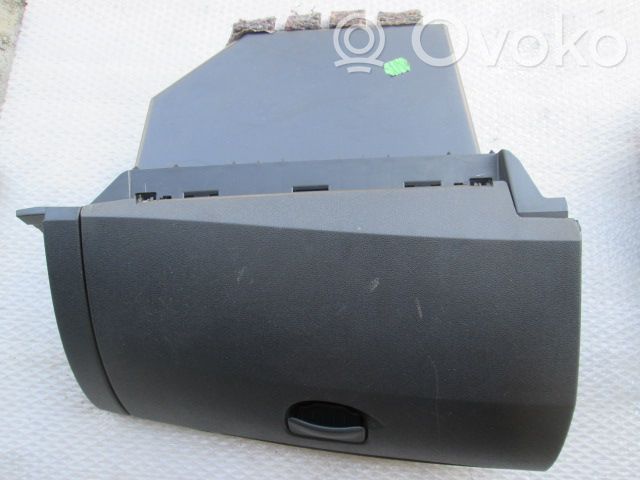 Handschuhfach komplett   8200407713