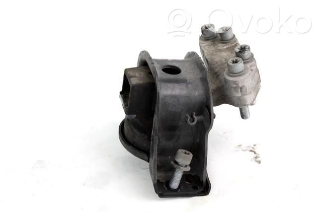 Citroen C3 Engine mounting bracket 