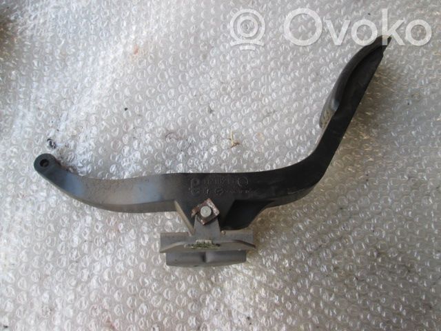 Gaspedal   8200729972