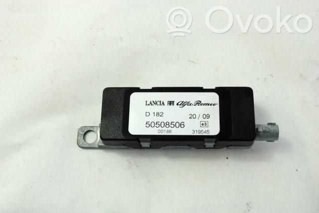 Lancia Delta Amplificator antenă aeriană 