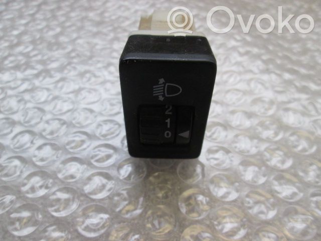 Suzuki Splash Interruptor de control de altura del faro delantero 