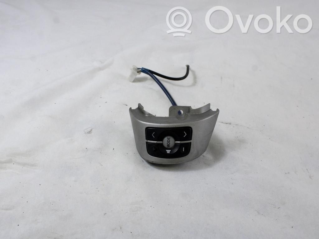 Toyota Yaris Boutons / interrupteurs volant