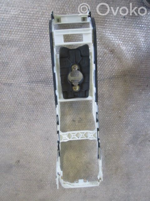 Console centrale   4F1863241B