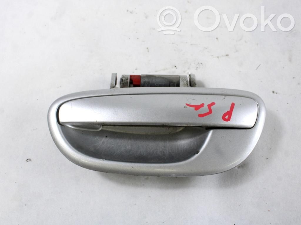 Manecilla externa puerta trasera   61022AG010VW