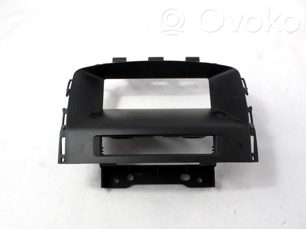 Opel Astra J Moldura del panel 