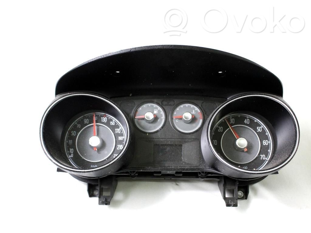 Fiat Punto Evo Vitezometru (grup de instrumente) 