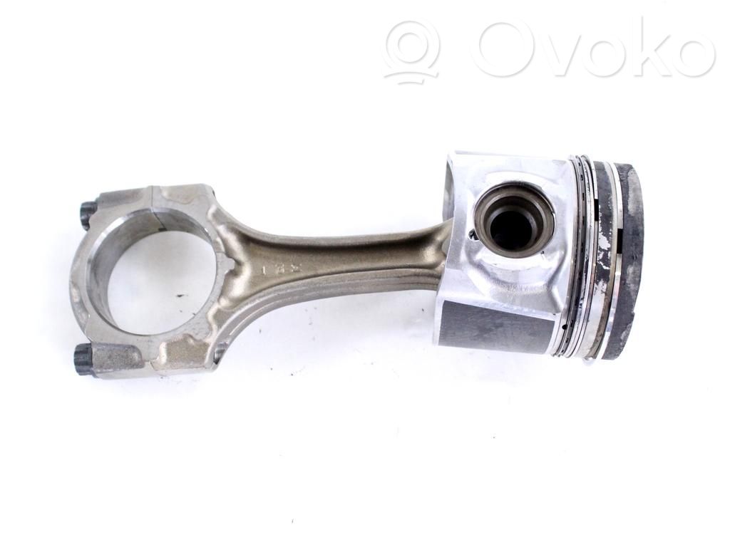 Toyota Corolla E120 E130 Kolben mit Pleuel
