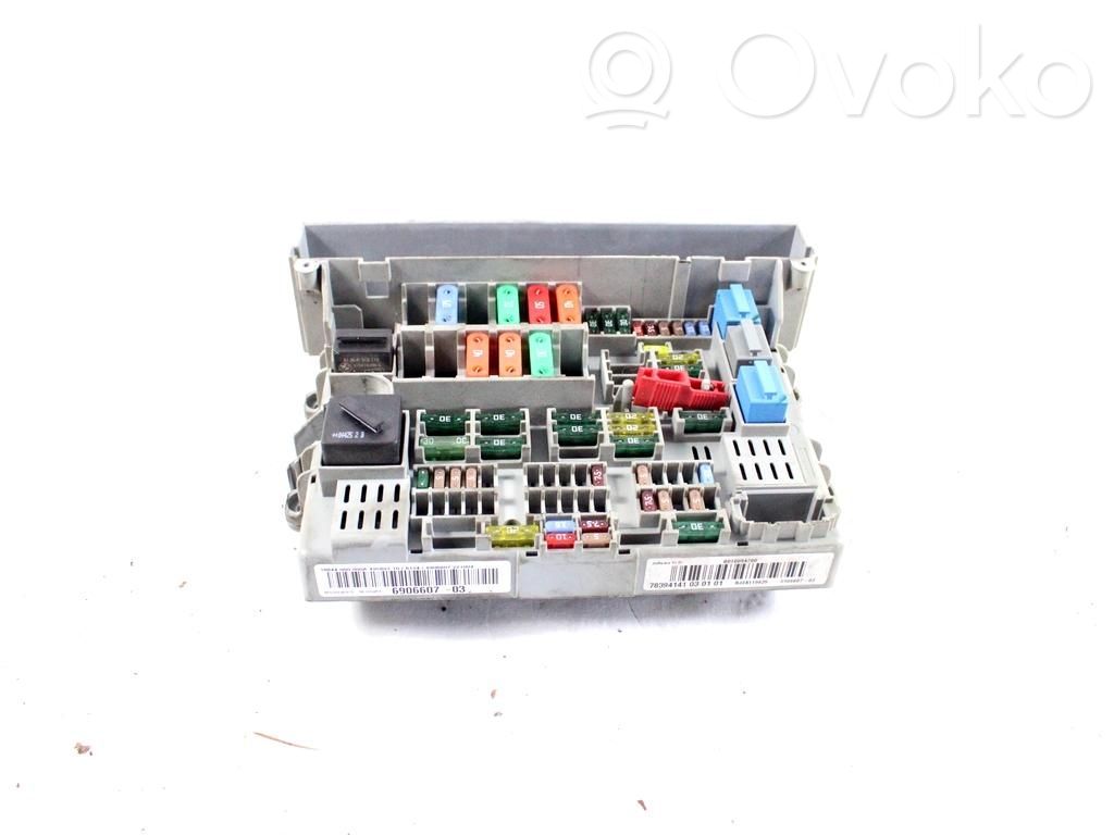 Módulo de fusible   61146906607