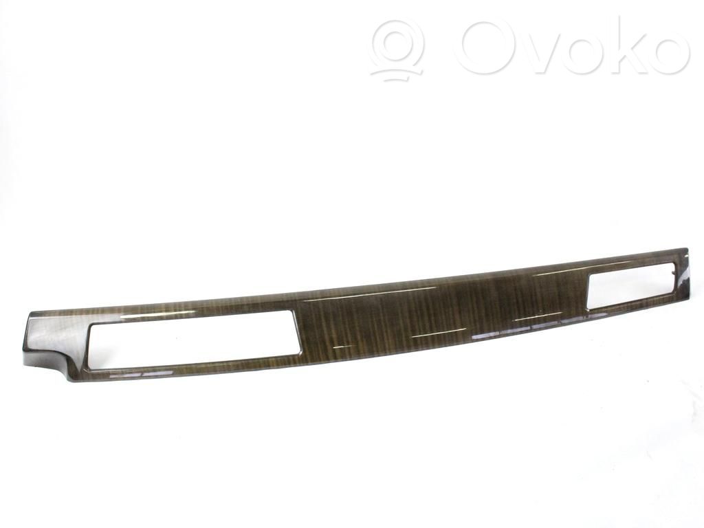 BMW 5 E60 E61 Cita veida salona detaļa 