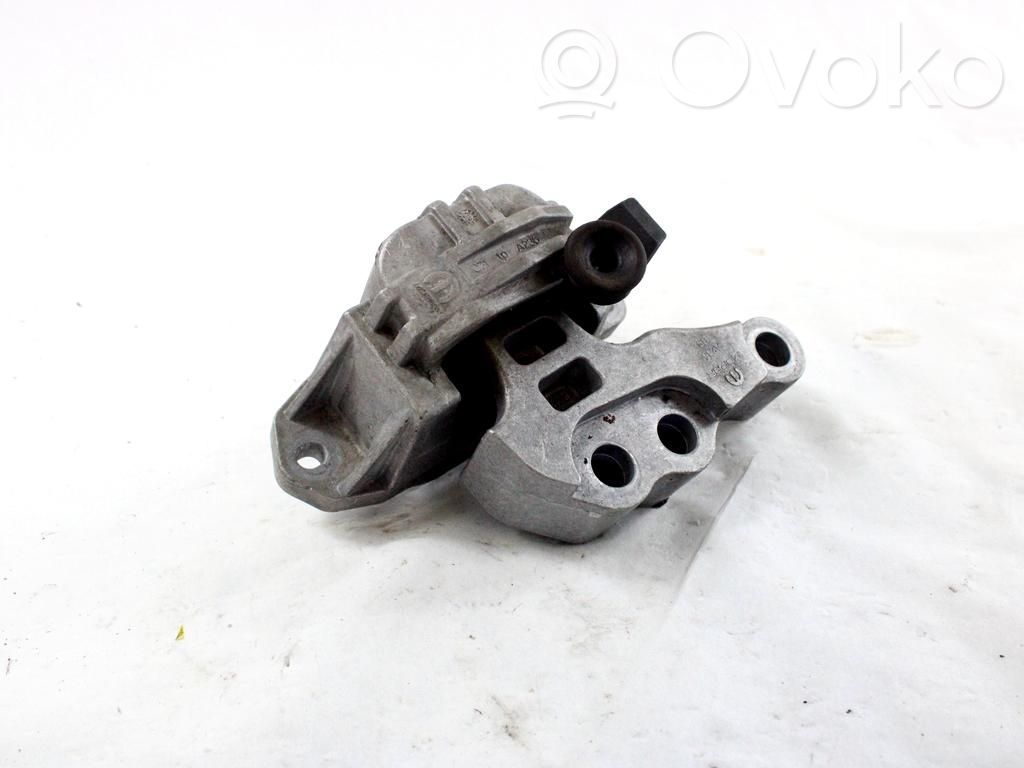 Fiat Tipo Engine mounting bracket 