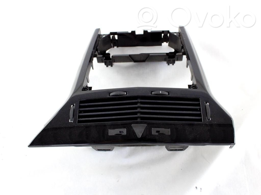 Opel Astra H Rejilla de ventilación central del panel 