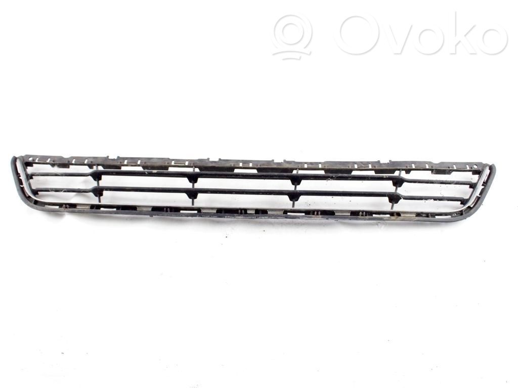 Ford Mondeo MK V Front bumper upper radiator grill 