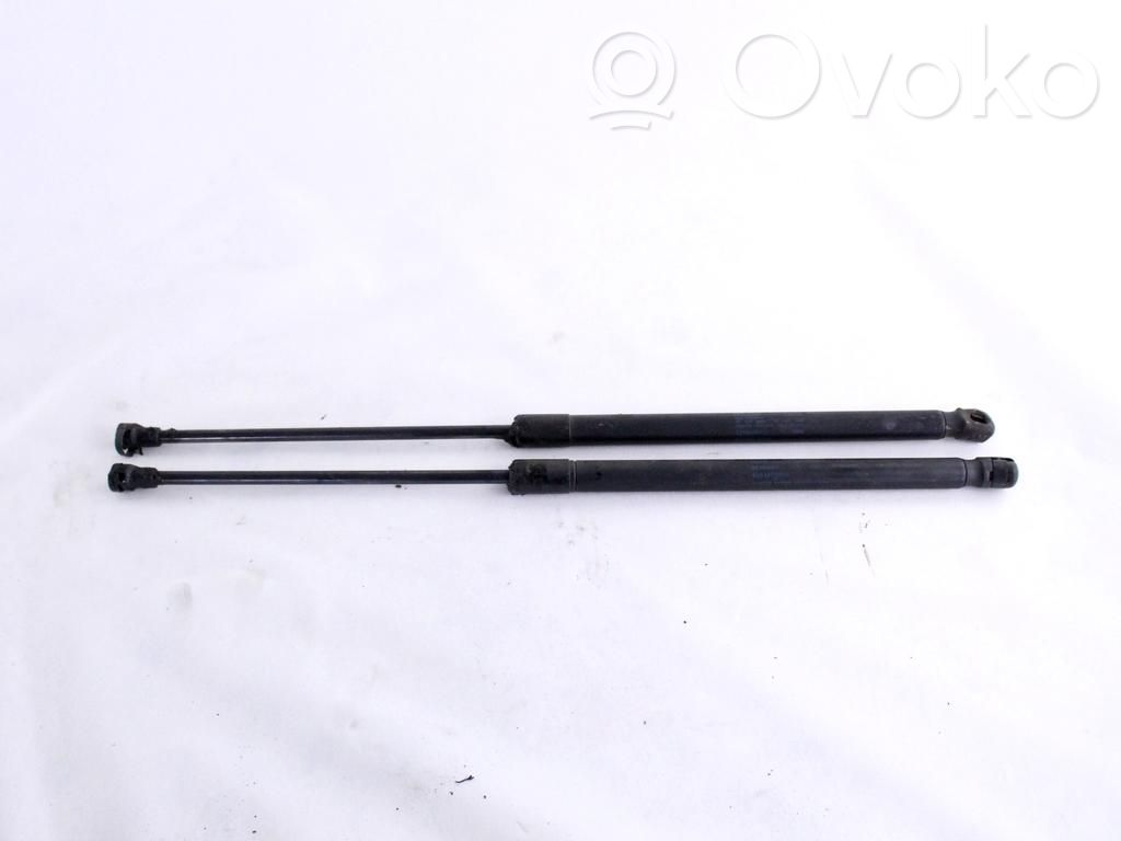 Volkswagen Polo Ammortizzatore portellone anteriore/cofano