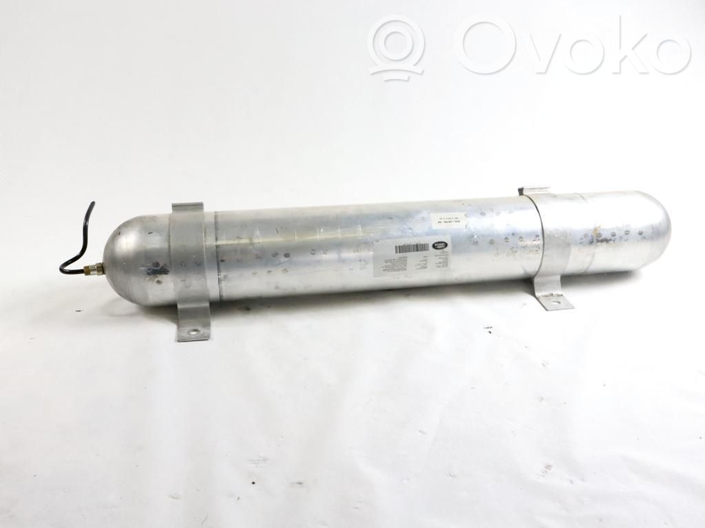 Compresor/pompă suspensie pneumatică   J8A25B709AB